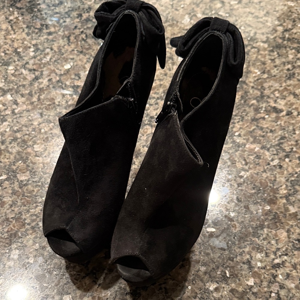 Jessica Simpson Black Suede Ankle Booties